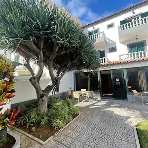 Valhalla Panorama - The Old Residencial Pina *** Funchal (Madeira)