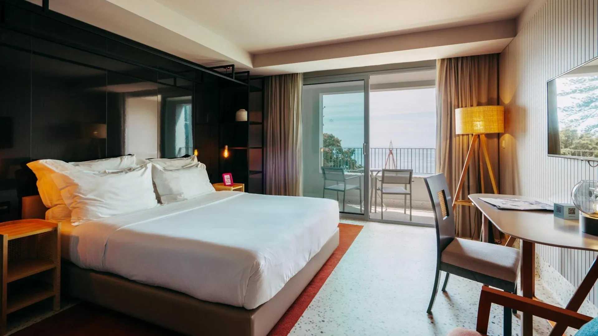 Next - By Savoy Signature Funchal  Funchal (Madeira)
